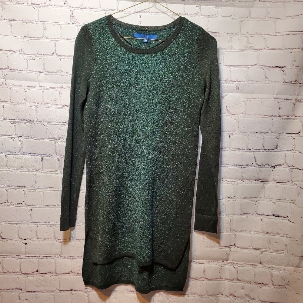 APT. 9 TUNIC SWEATER